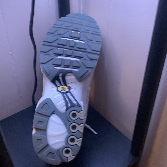 Nike air max plus tn worn lightly clean for the time I’ve had them - Picture 5 of 6
